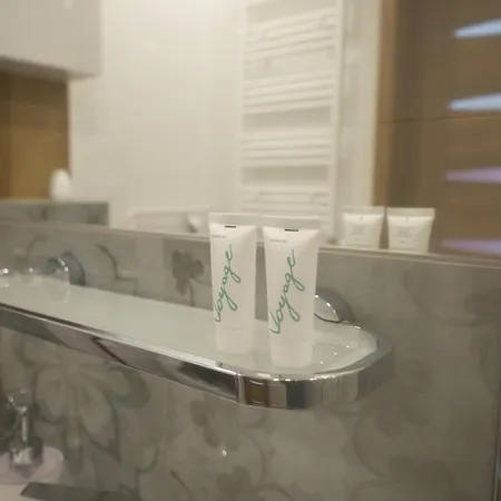 Carpano, Ogrodnicza 7 / * 카르파츠